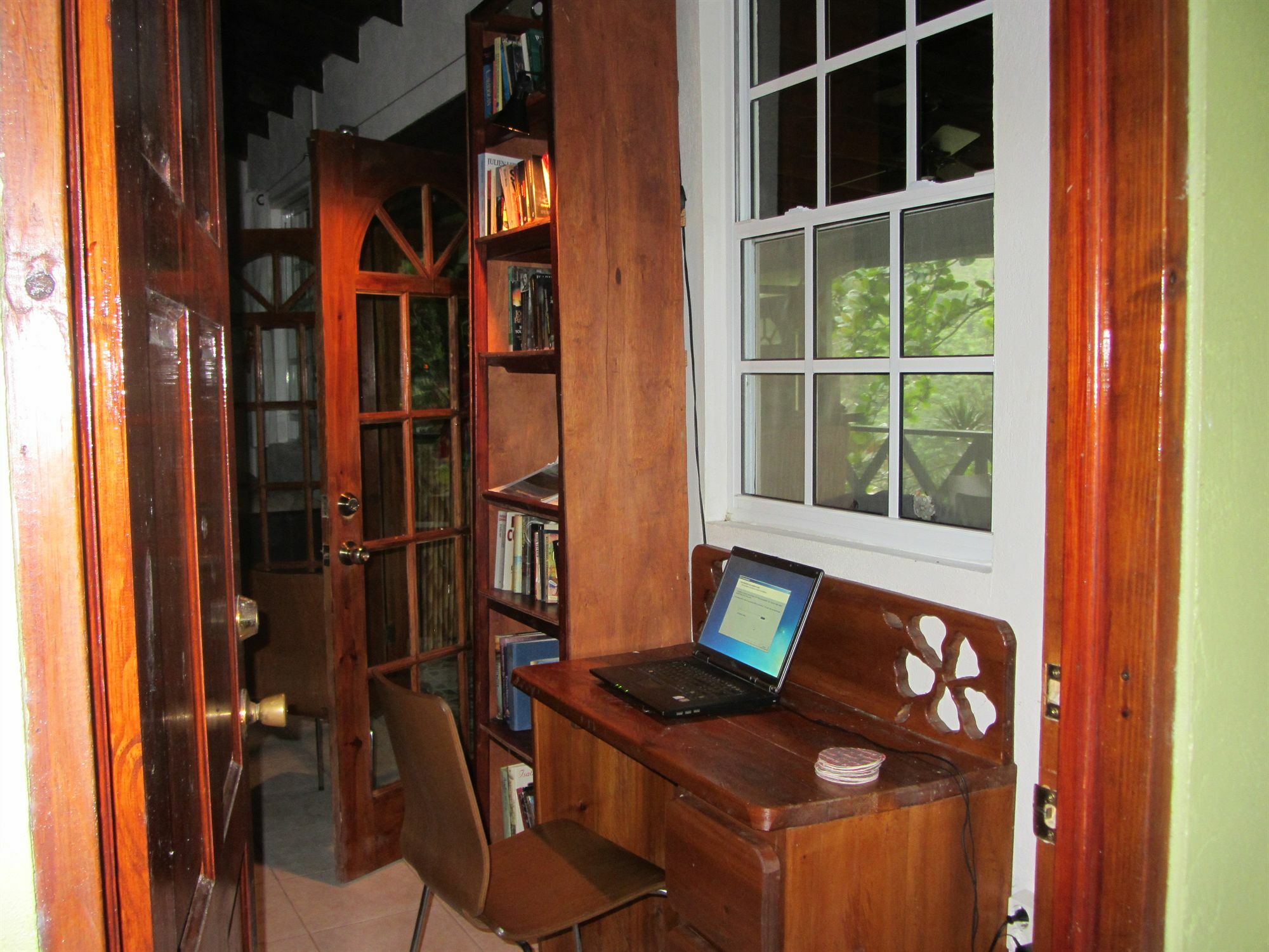 Hibiscus Valley Inn Marigot 외부 사진