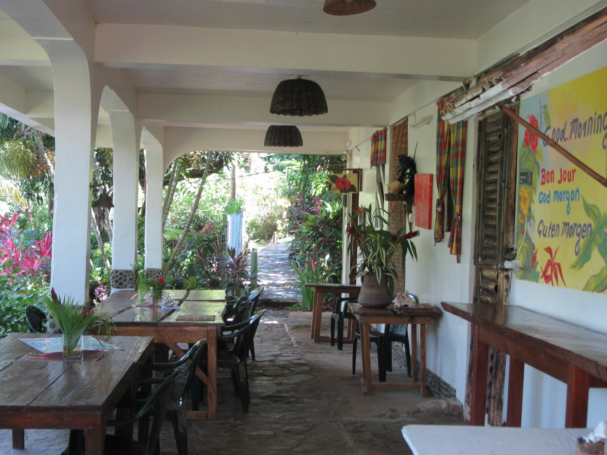 Hibiscus Valley Inn Marigot 외부 사진